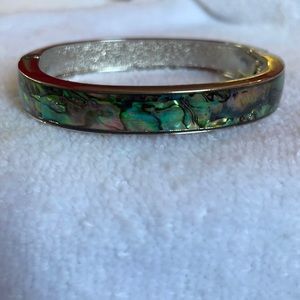Bangle bracelet